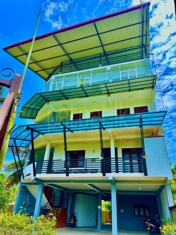 premium-listing-image