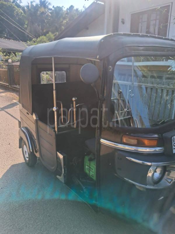 Bajaj Three Wheel 2014 - Used Three wheeler sale in Sri Lanka - patpat.lk