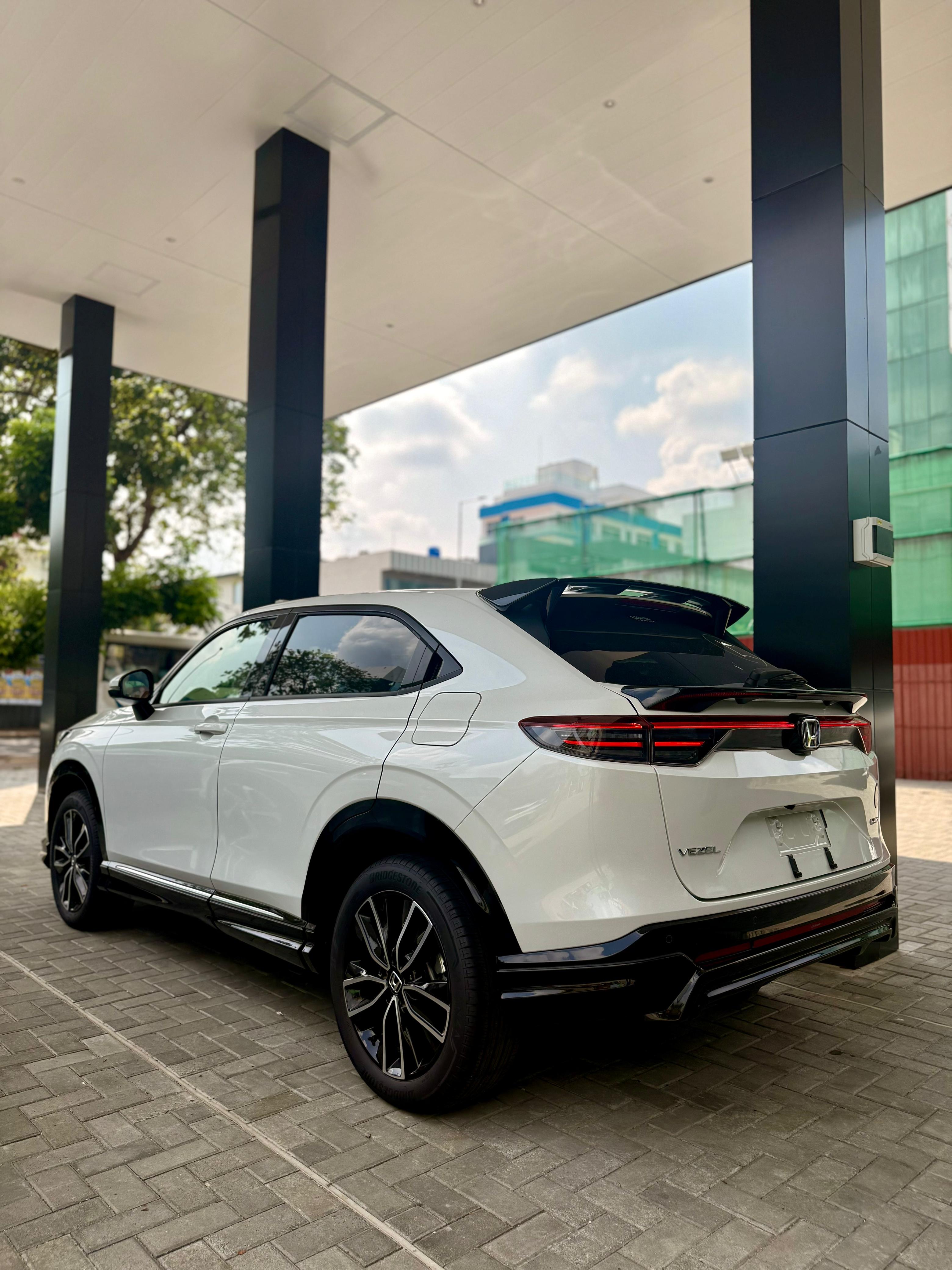 Honda Vezel 2025 - Brand New SUV sale in Sri Lanka - patpat.lk