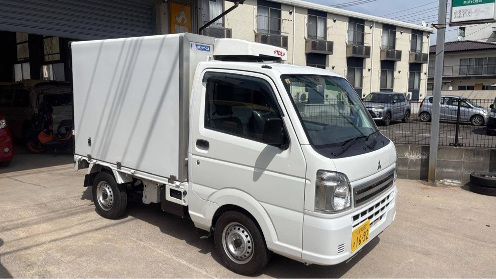 Mitsubishi Minicab 2024 - Used Truck sale in Sri Lanka - patpat.lk