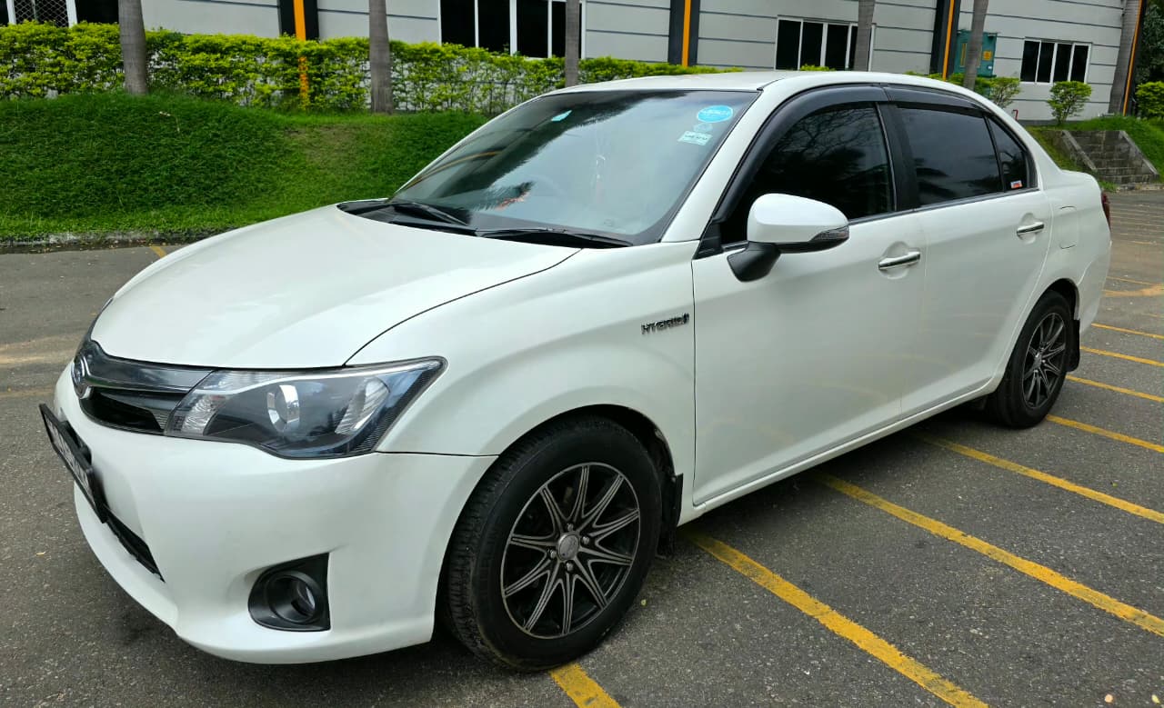 Toyota Premio 2013 - பயன்படுத்தப்பட்டது கார் sale in Sri Lanka - patpat.lk