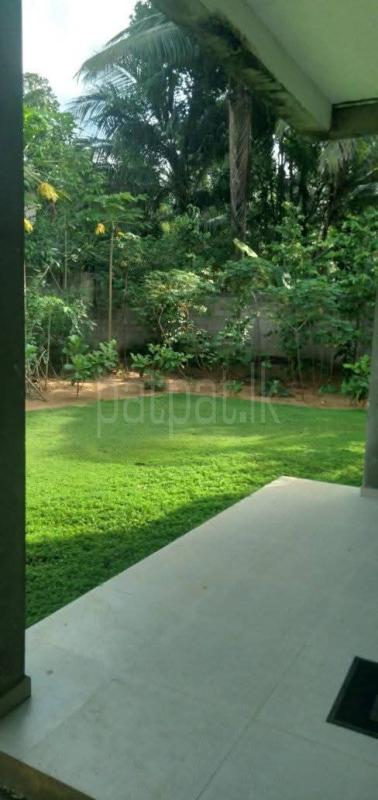 Commercial Land for Sale in Veyangoda