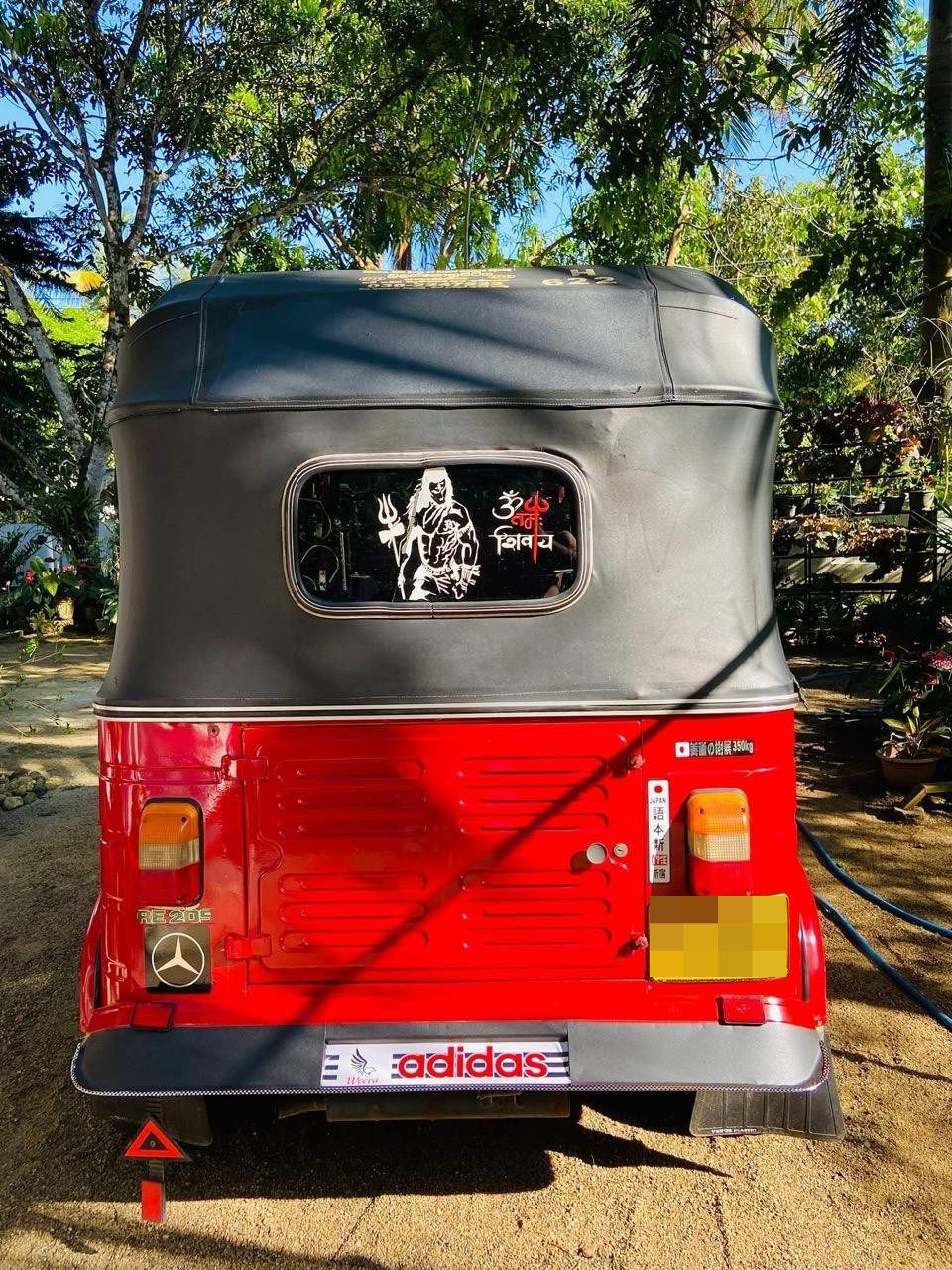 Bajaj Three Wheel 2013 - Used Three wheeler sale in Sri Lanka - patpat.lk