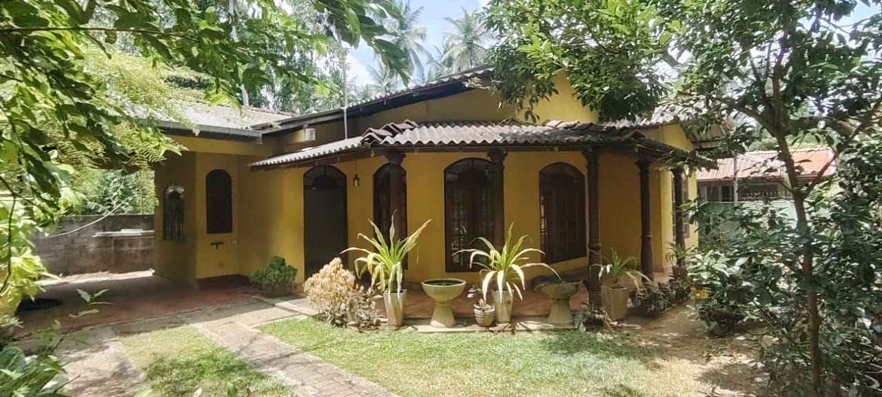 House for Sale in Udugampola