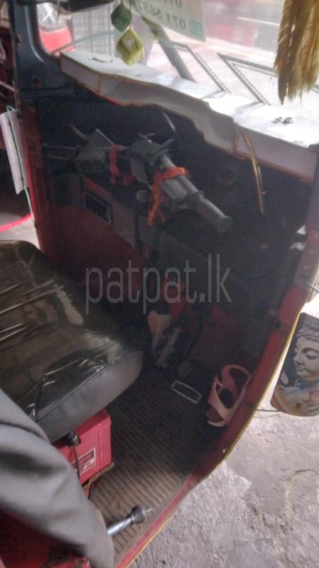 Bajaj Three Wheel 2014 - பயன்படுத்தப்பட்டது முச்சக்கர வண்டி sale in Sri Lanka - patpat.lk