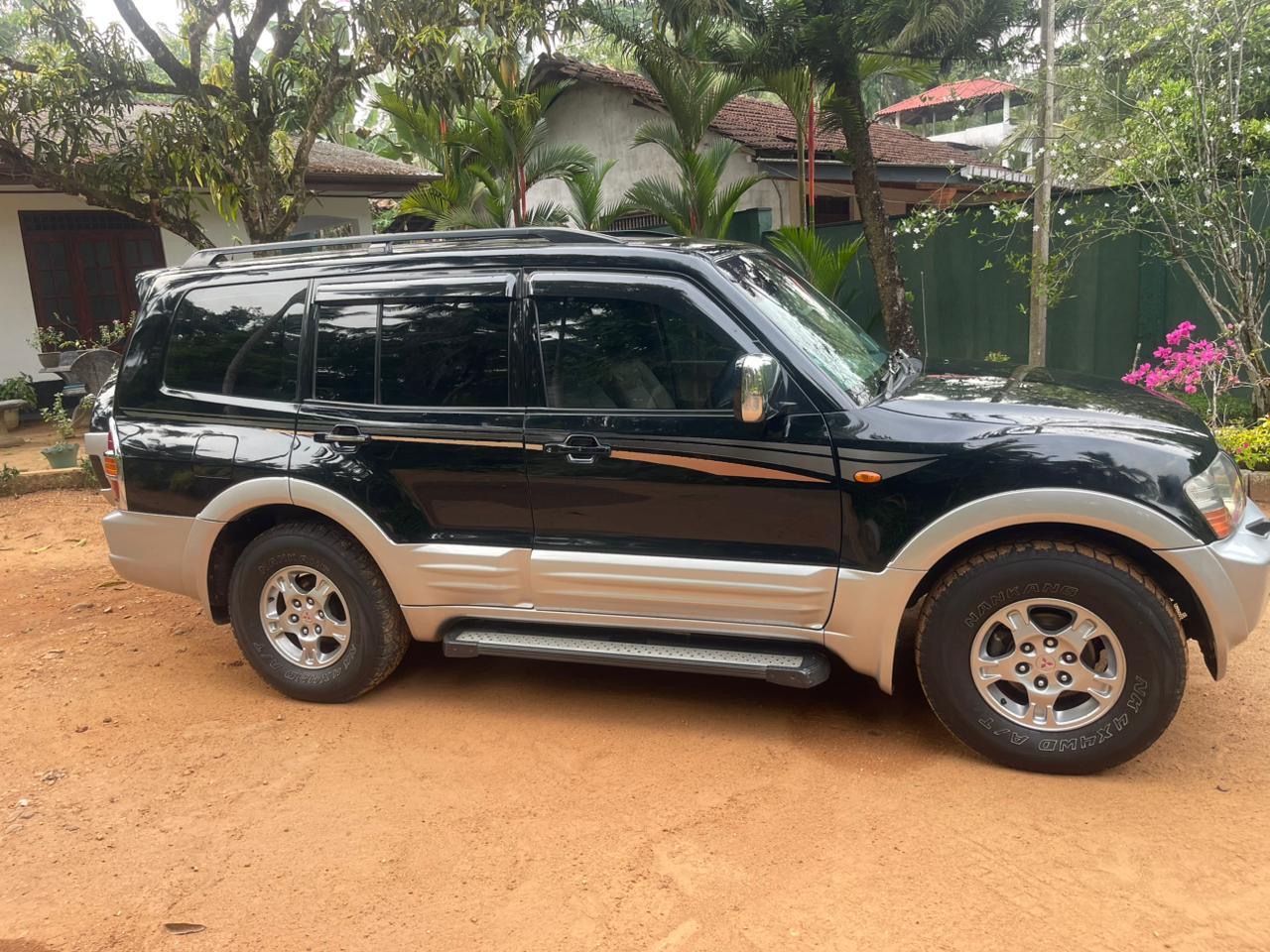 Mitsubishi Montero 2000 - பயன்படுத்தப்பட்டது SUV sale in Sri Lanka - patpat.lk