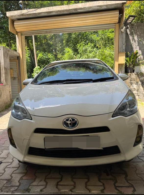 Toyota Aqua 2014 - භාවිතා කරන ලද කාර් sale in Sri Lanka - patpat.lk