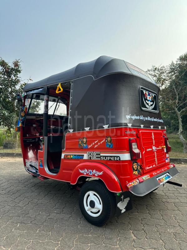 Advertisement image 4