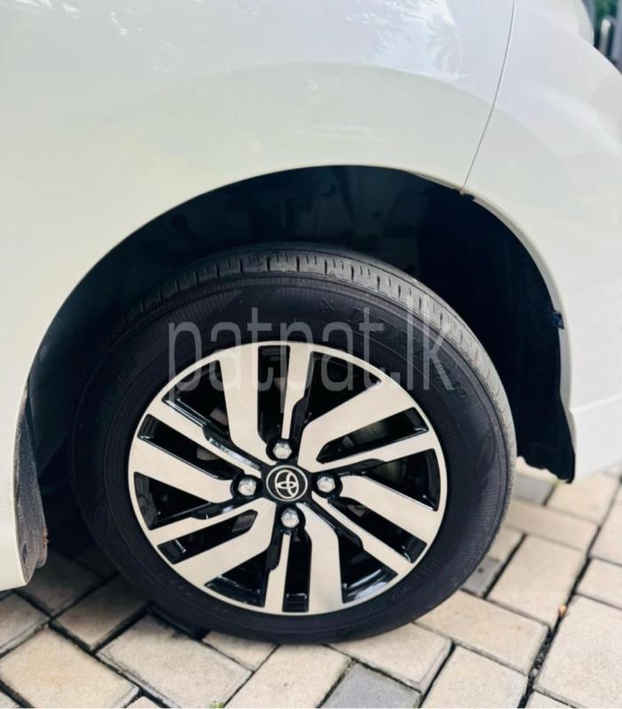 Advertisement image 6