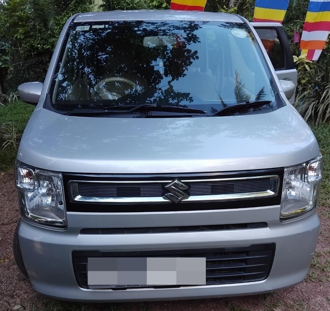 Suzuki Wagon R 2017 - භාවිතා කරන ලද කාර් sale in Sri Lanka - patpat.lk