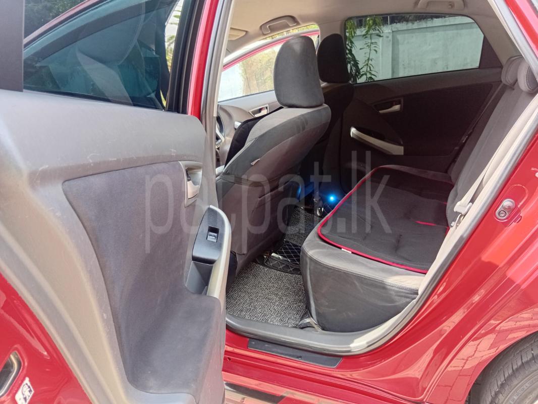 Toyota Prius 2013 - Used Car sale in Sri Lanka - patpat.lk