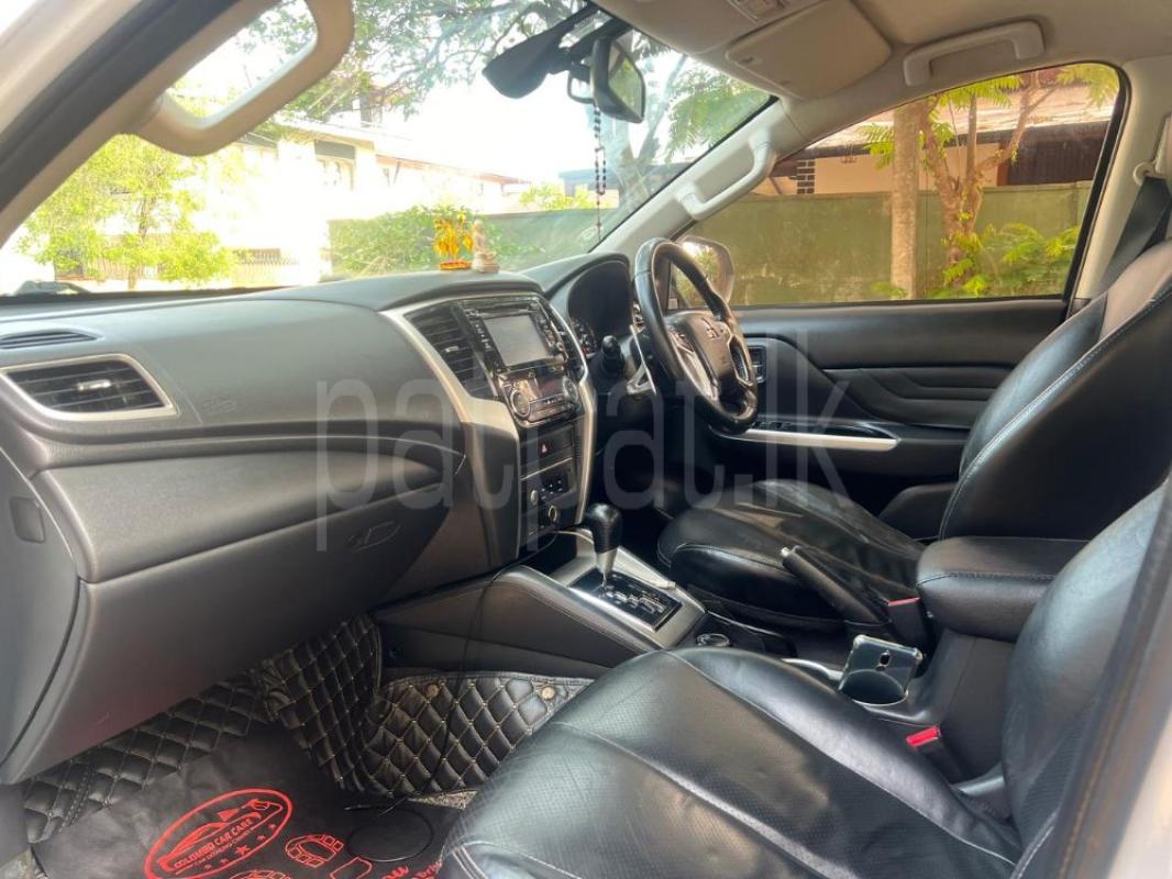 Advertisement image 6