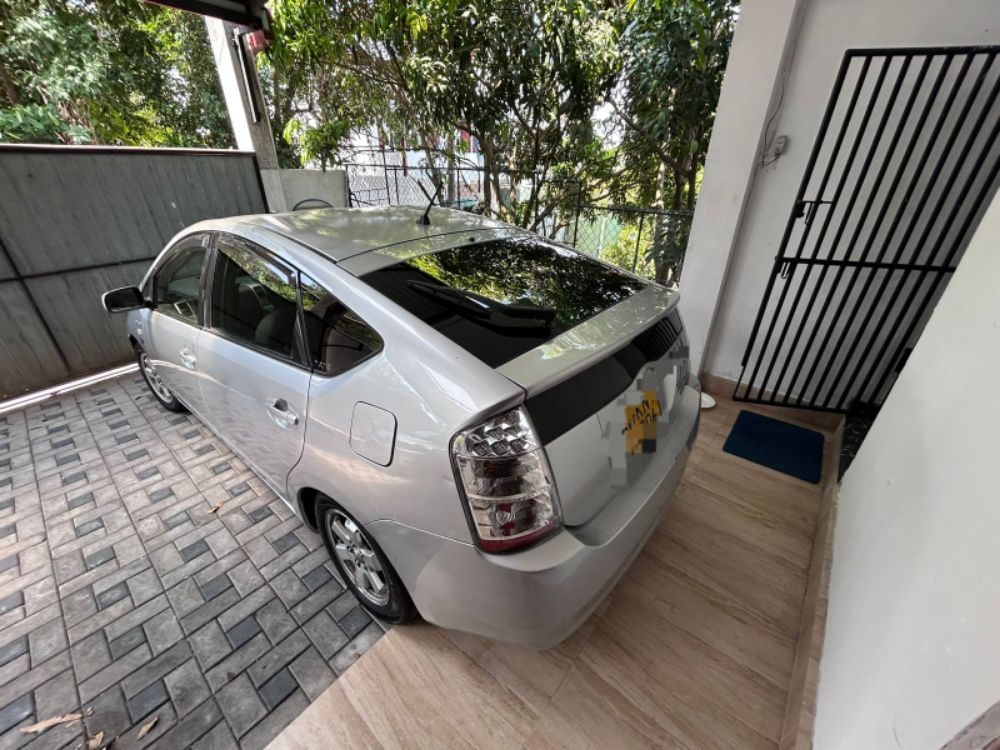 Toyota Prius 2007 - භාවිතා කරන ලද කාර් sale in Sri Lanka - patpat.lk
