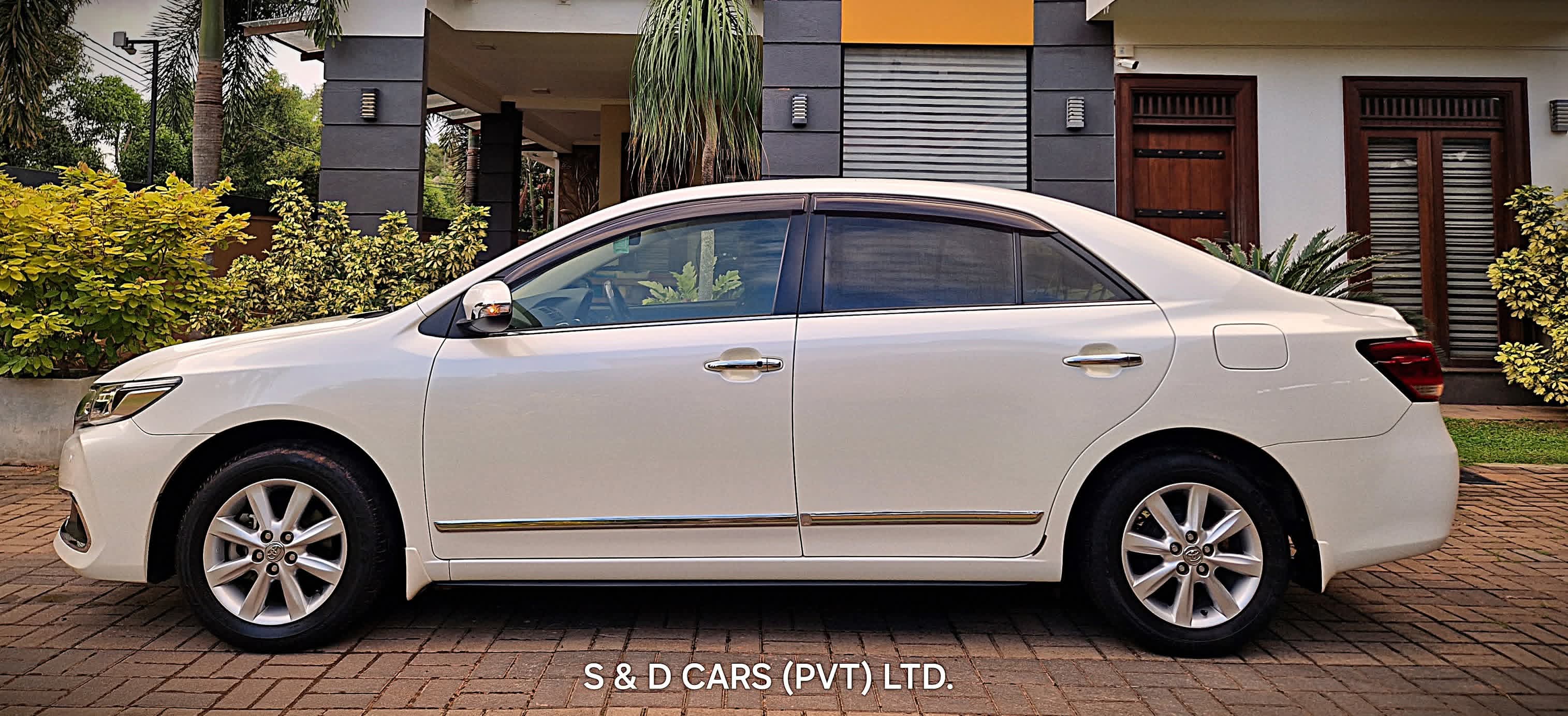 Toyota Premio 2019 - பயன்படுத்தப்பட்டது கார் sale in Sri Lanka - patpat.lk