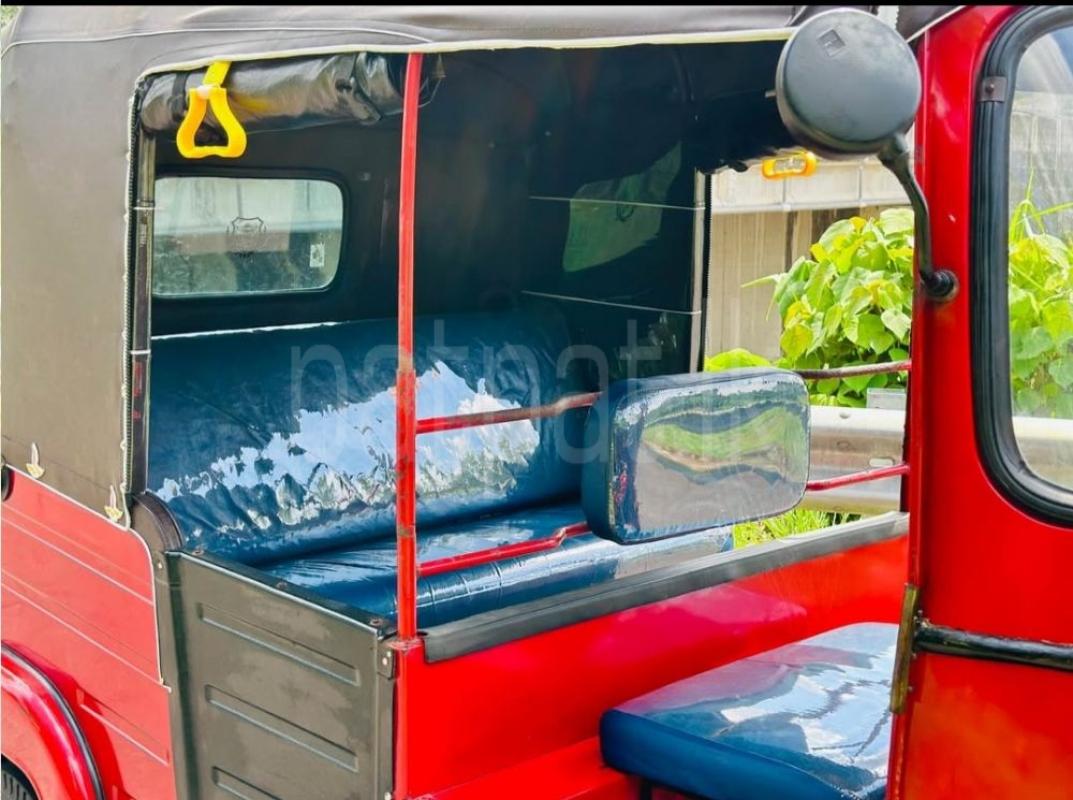 Advertisement image 6