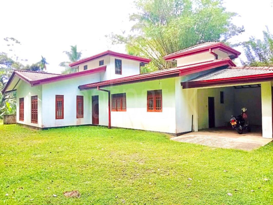 House for Sale in Kalutara ads-image-1