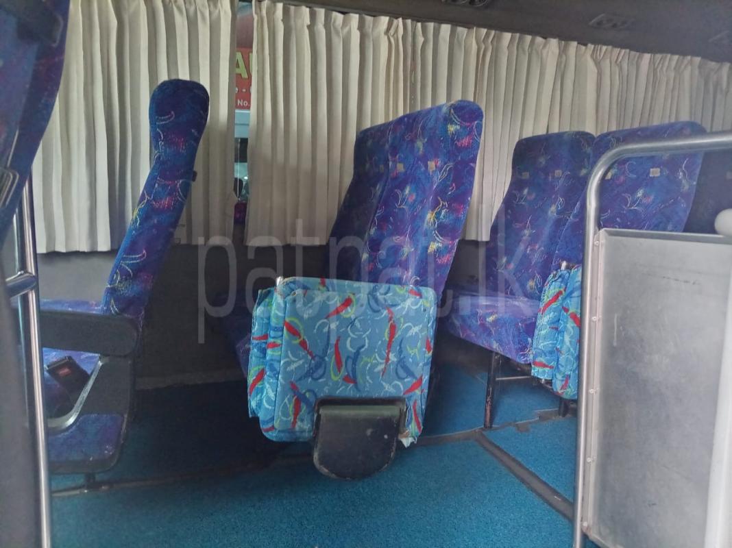 Toyota Coaster 2010 - பயன்படுத்தப்பட்டது பஸ் sale in Sri Lanka - patpat.lk