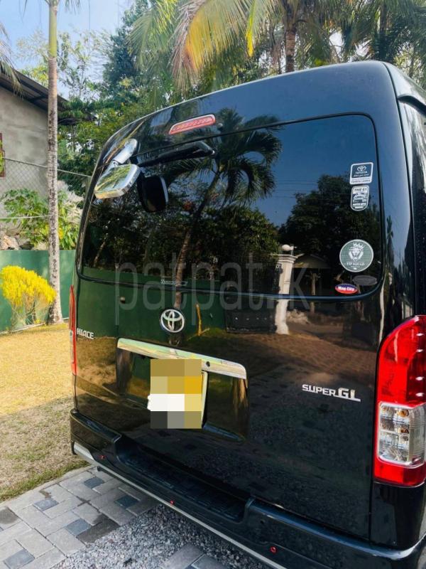 Advertisement image 6