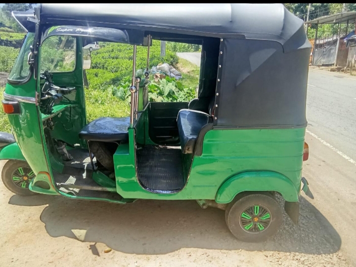 Bajaj 2 stroke 2008 - பயன்படுத்தப்பட்டது முச்சக்கர வண்டி sale in Sri Lanka - patpat.lk