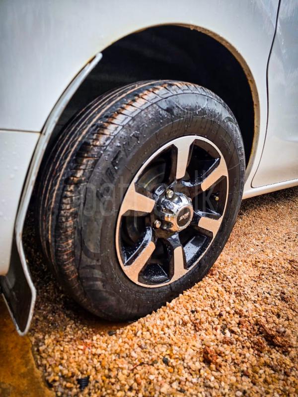 Advertisement image 3