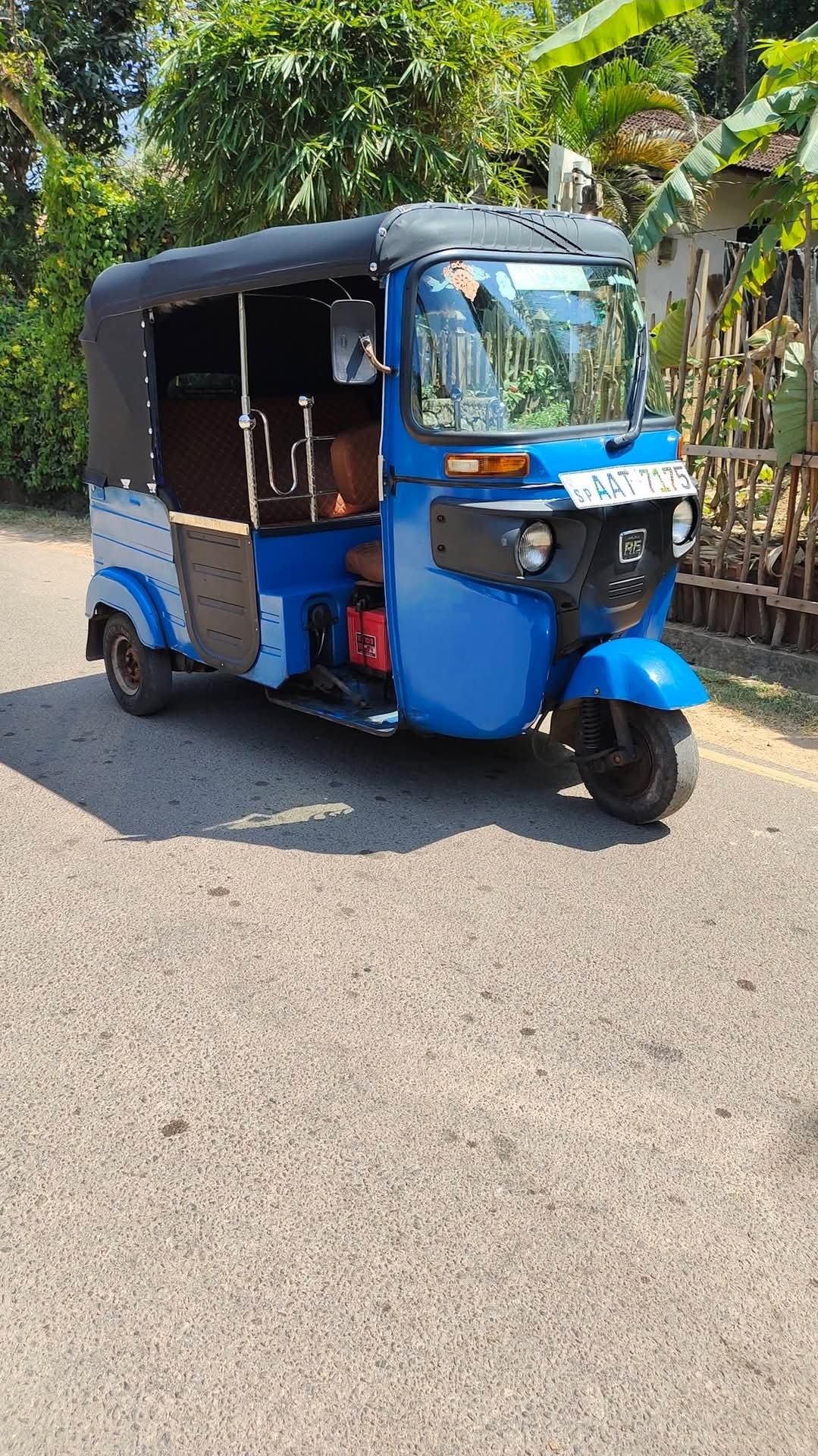 Bajaj Three Wheel 2014 - Used Three wheeler sale in Sri Lanka - patpat.lk