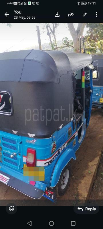 Bajaj 4 stroke 2016 - பயன்படுத்தப்பட்டது முச்சக்கர வண்டி sale in Sri Lanka - patpat.lk