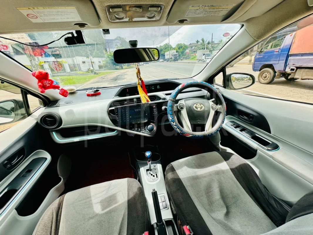 Toyota Aqua 2013 - භාවිතා කරන ලද කාර් sale in Sri Lanka - patpat.lk
