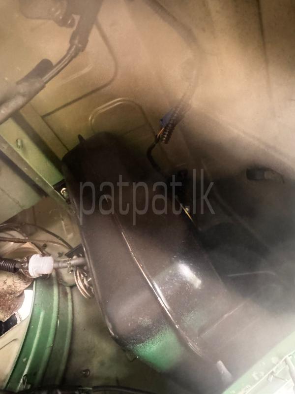 Bajaj 4 stroke 2017 - Used Three wheeler sale in Sri Lanka - patpat.lk