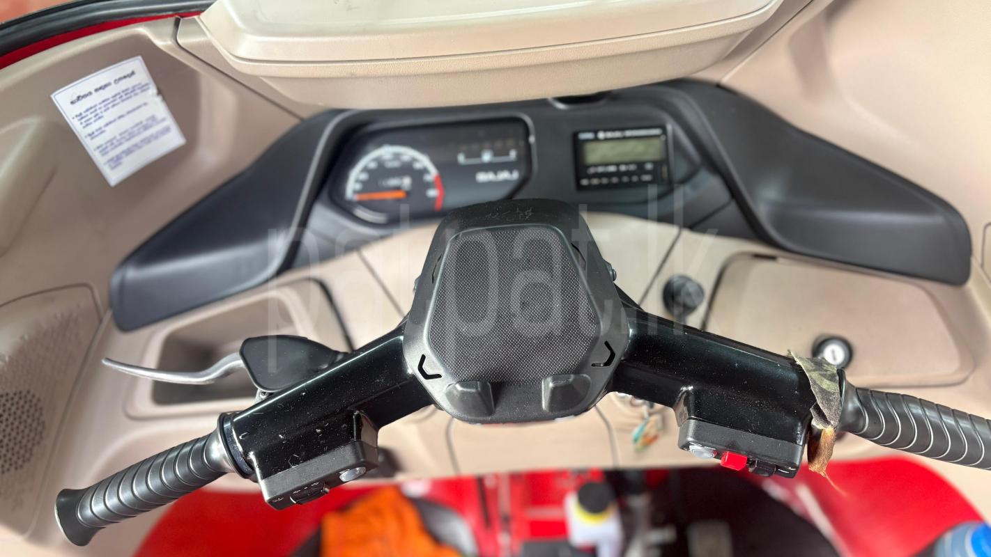Bajaj 4 stroke 2018 - අලුත් ත්‍රිරෝද රථය sale in Sri Lanka - patpat.lk