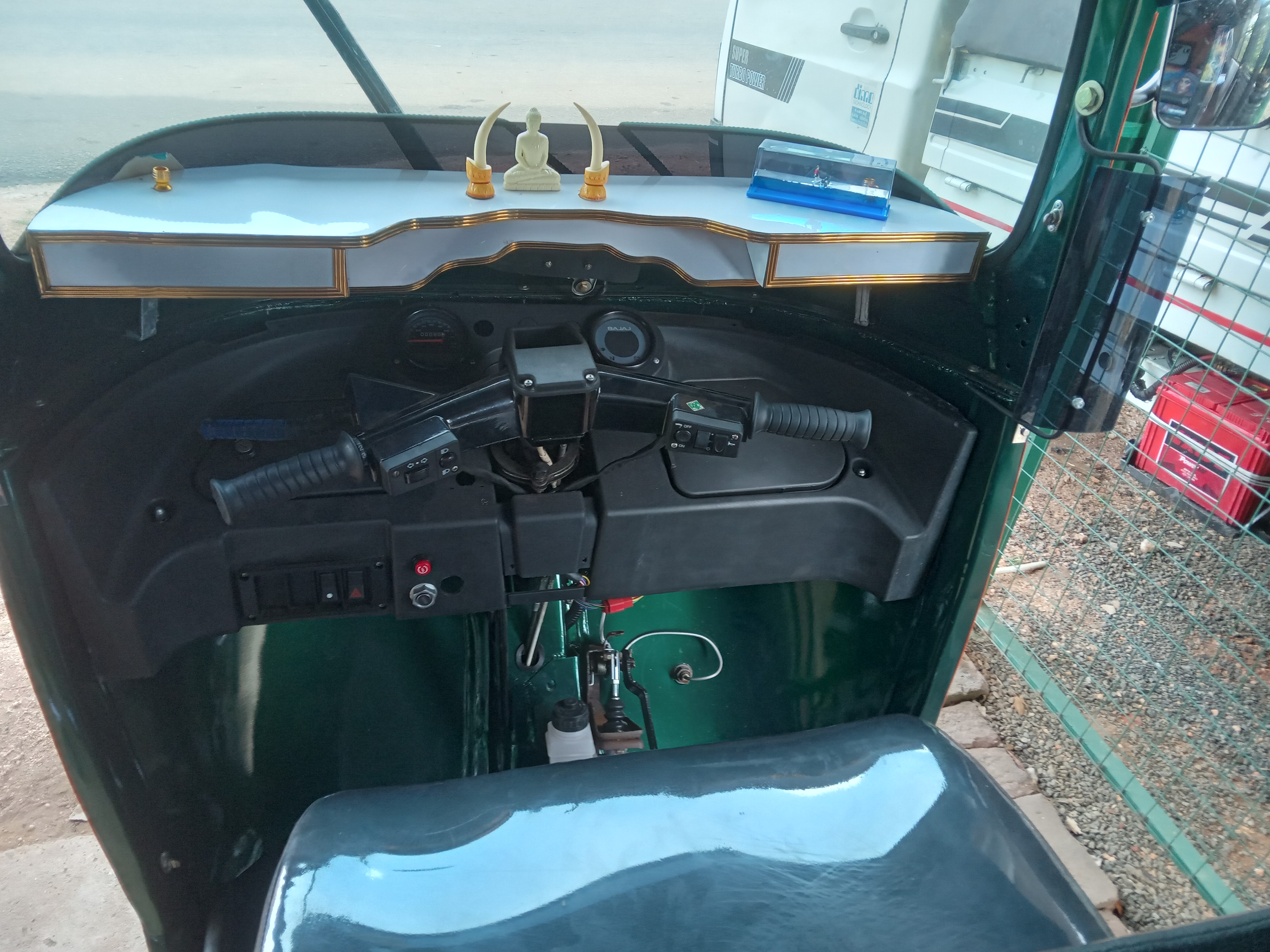 Bajaj Three Wheel 2005 - Used Three wheeler sale in Sri Lanka - patpat.lk