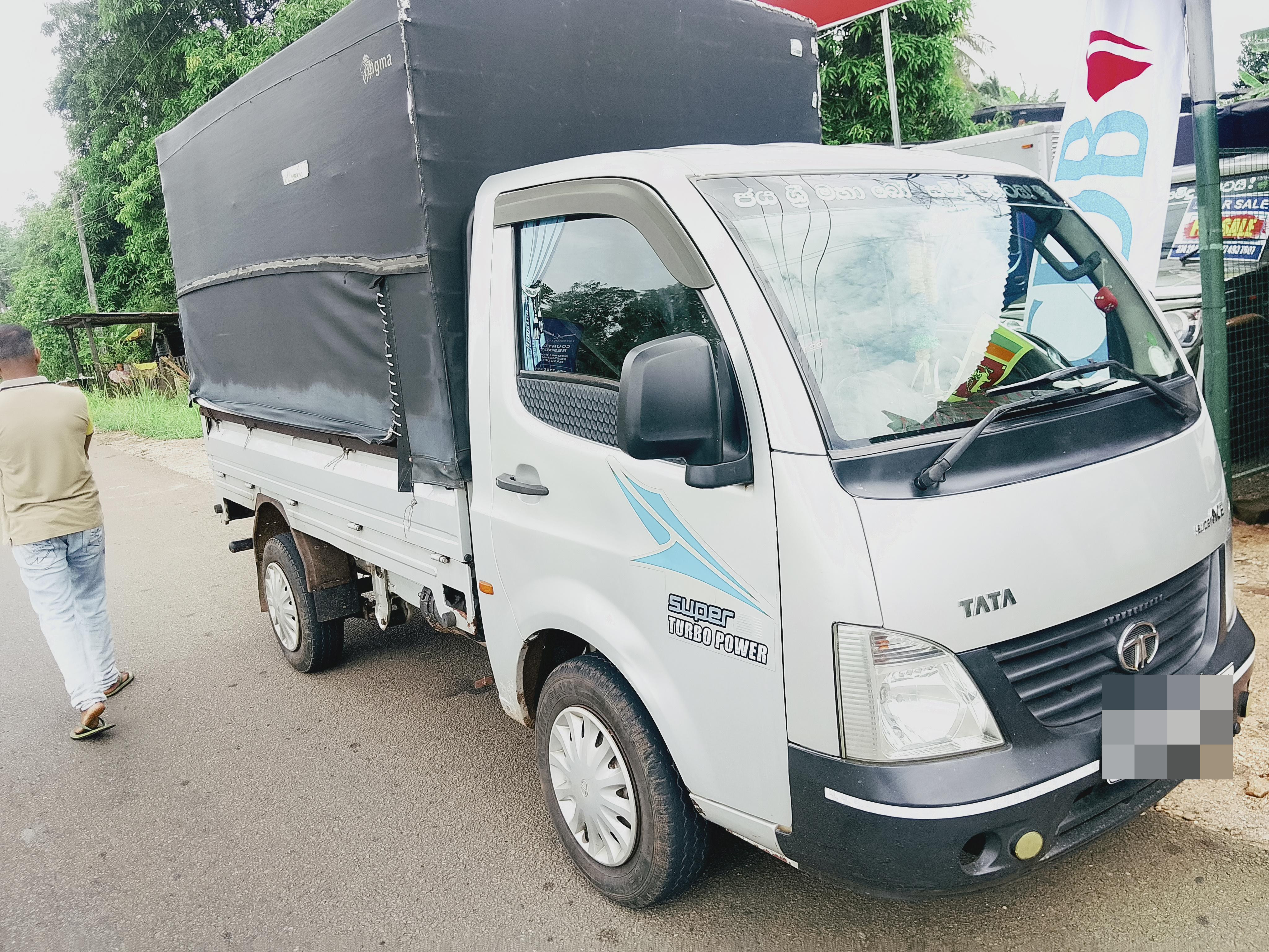 Tata Super Ace 2017 - பயன்படுத்தப்பட்டது டிரக் sale in Sri Lanka - patpat.lk