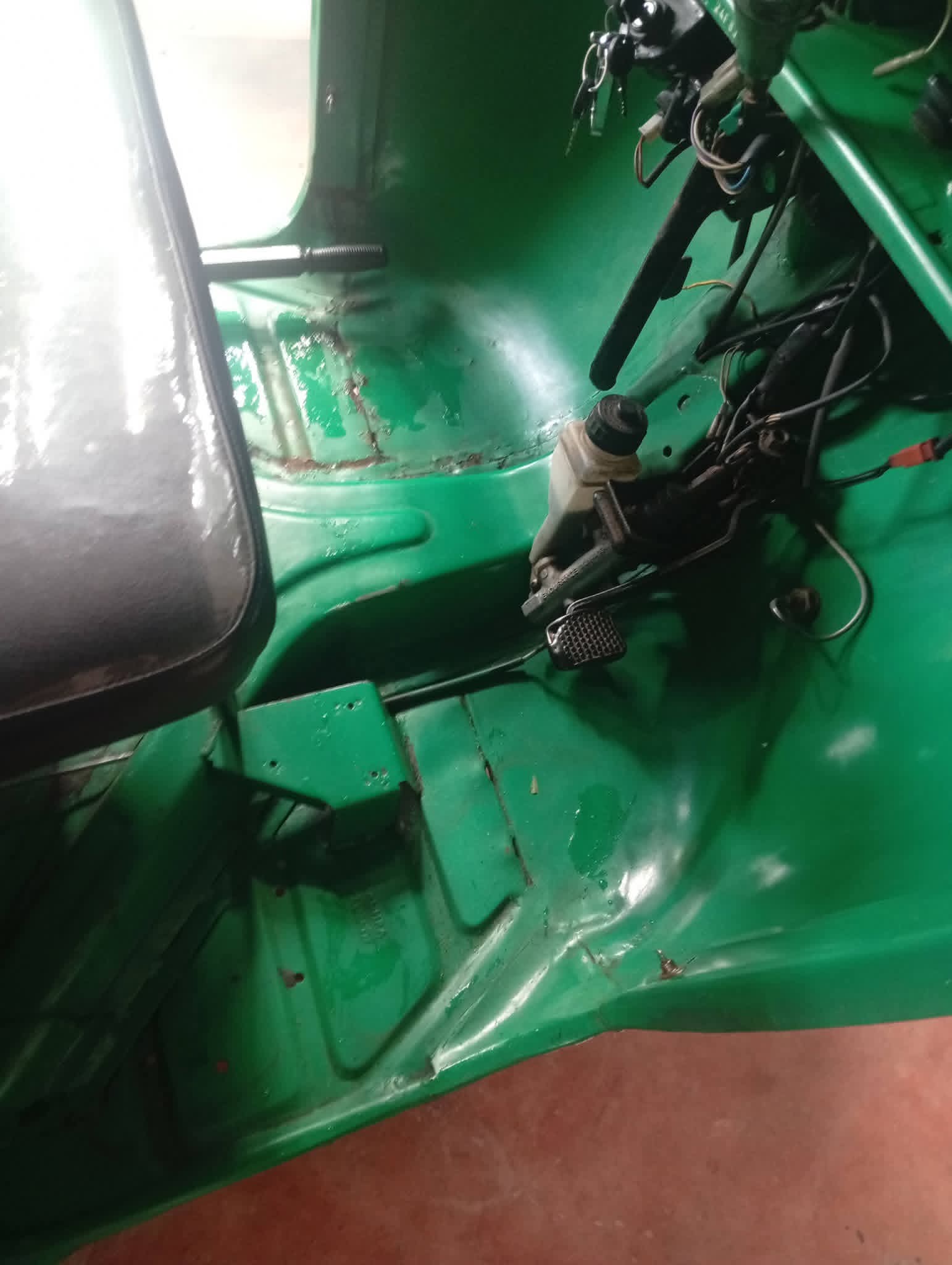 Bajaj 2 stroke 2005 - භාවිතා කරන ලද ත්‍රිරෝද රථය sale in Sri Lanka - patpat.lk
