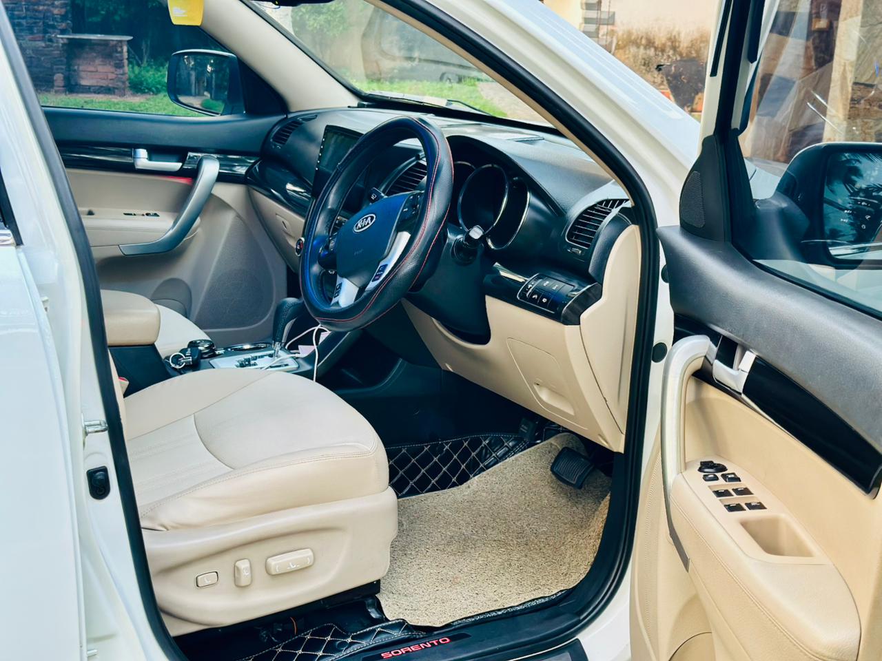 KIA Sorento 2012 - பயன்படுத்தப்பட்டது SUV sale in Sri Lanka - patpat.lk
