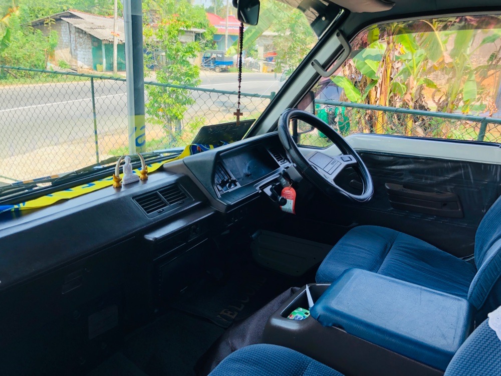 Toyota Hiace 1989 - Used Van sale in Sri Lanka - patpat.lk