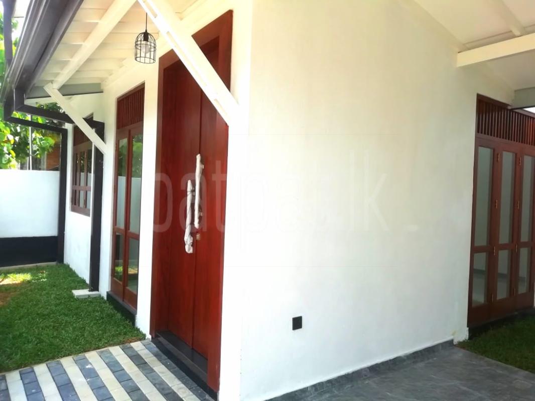 House for Sale in Homagama ads-image-1