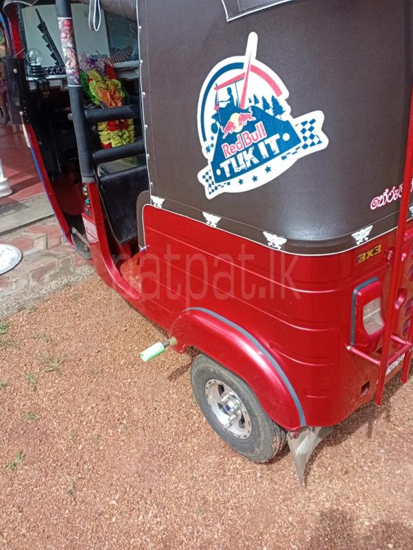 Advertisement image 6