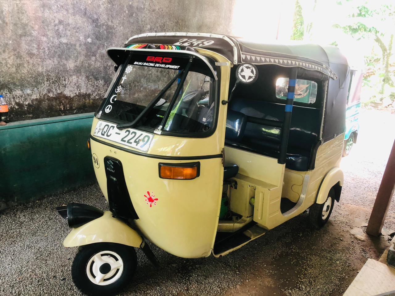 Bajaj Three Wheel 2006 - பயன்படுத்தப்பட்டது முச்சக்கர வண்டி sale in Sri Lanka - patpat.lk
