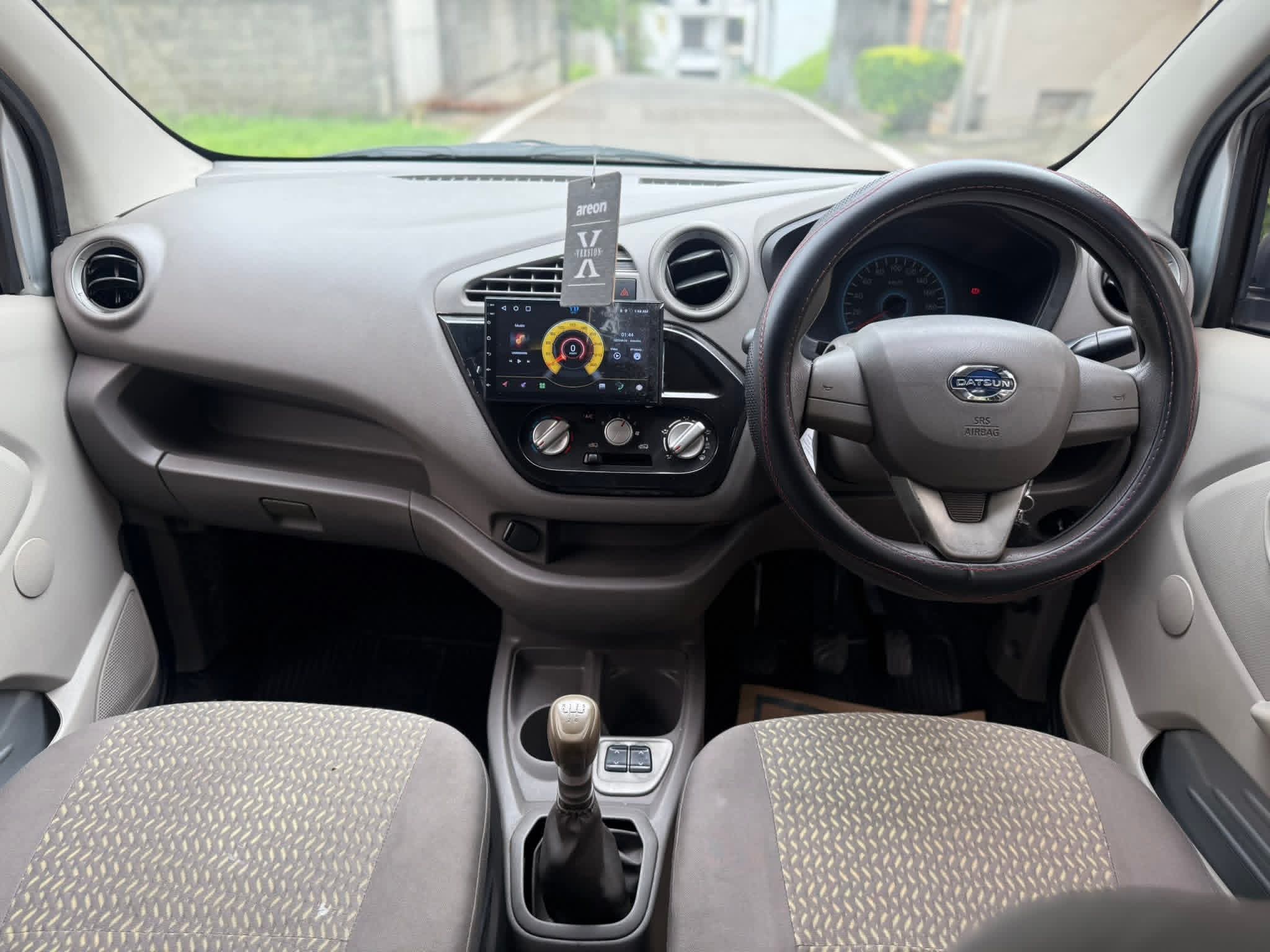 Datsun Redi Go 2016 - பயன்படுத்தப்பட்டது கார் sale in Sri Lanka - patpat.lk