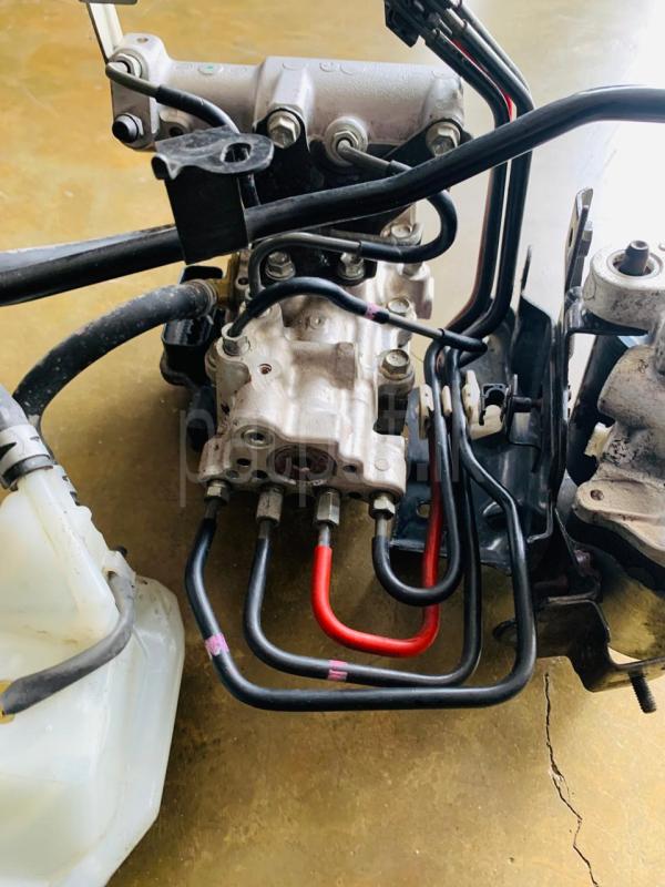 TOYOTA PRIUS ZVW30 ABS UNIT WITH  ACCUMULATOR