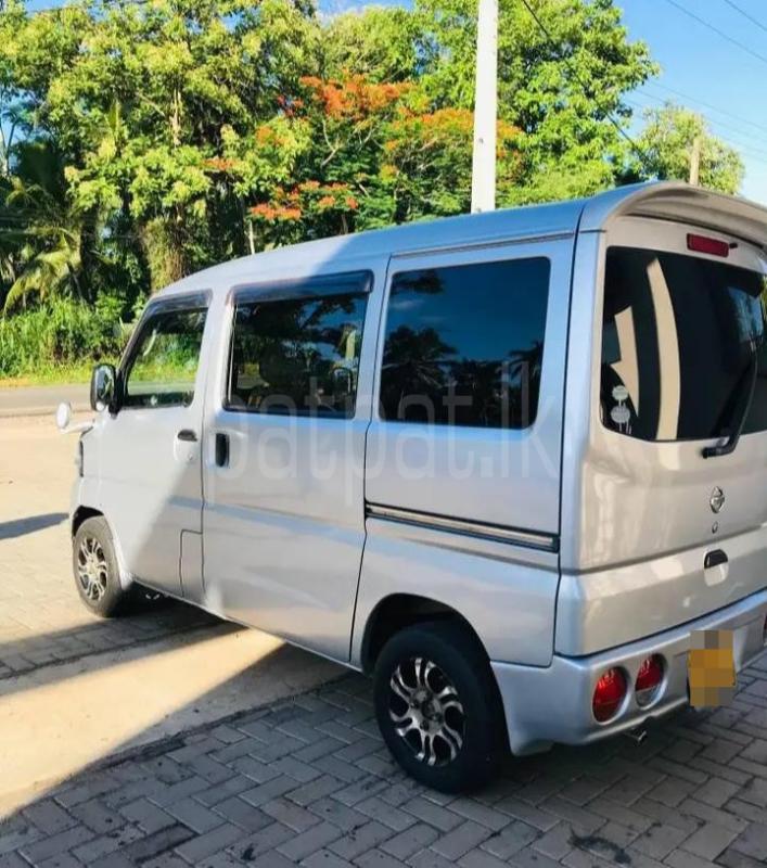 Nissan Clipper 2010 - பயன்படுத்தப்பட்டது வேன் sale in Sri Lanka - patpat.lk