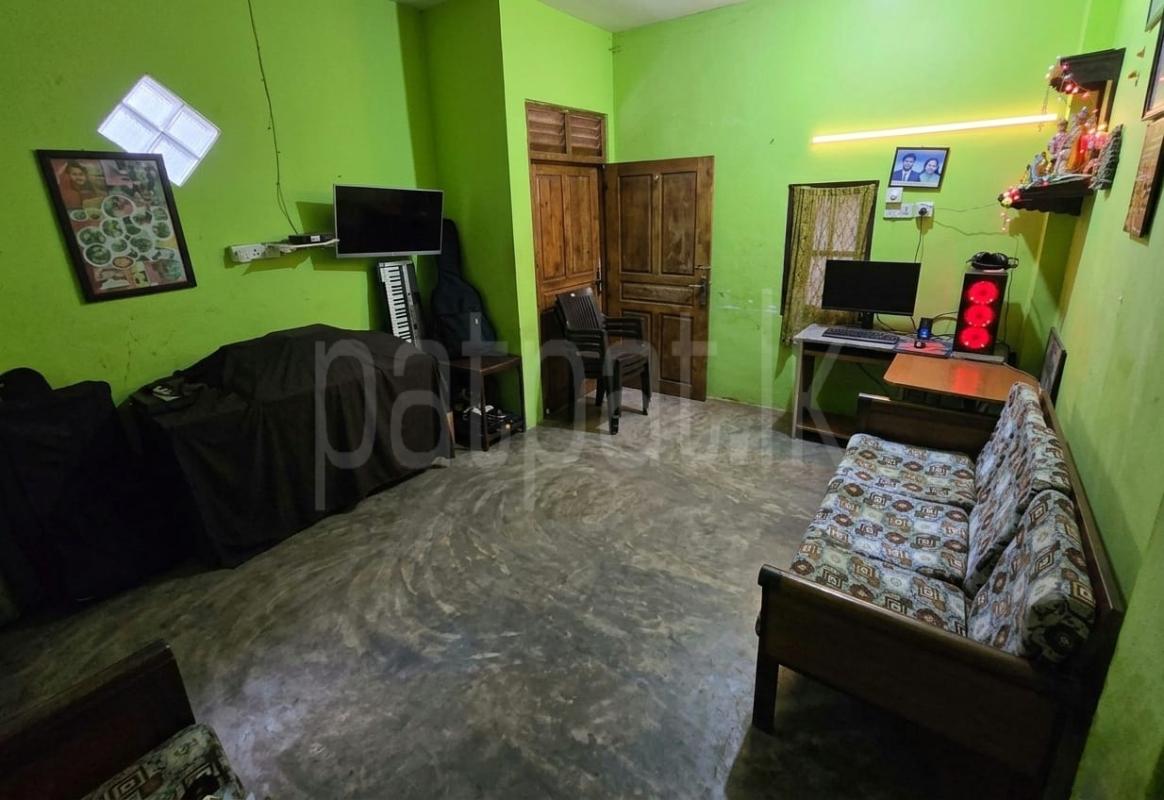 House for Sale in Wellampitiya
