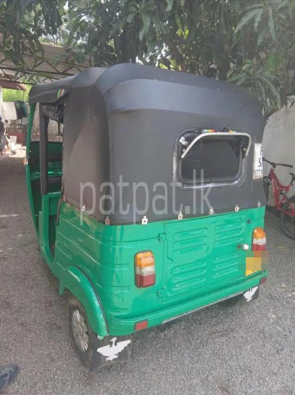 Bajaj 2 stroke 2005 - භාවිතා කරන ලද ත්‍රිරෝද රථය sale in Sri Lanka - patpat.lk