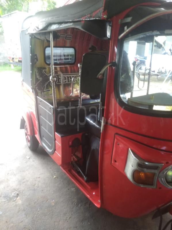Bajaj Three Wheel 2011 - பயன்படுத்தப்பட்டது முச்சக்கர வண்டி sale in Sri Lanka - patpat.lk