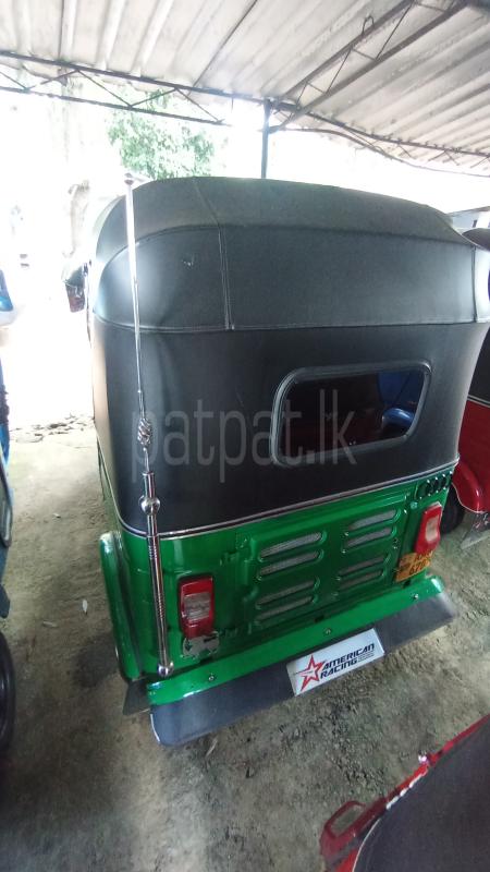 Bajaj Three Wheel 2015 - பயன்படுத்தப்பட்டது முச்சக்கர வண்டி sale in Sri Lanka - patpat.lk