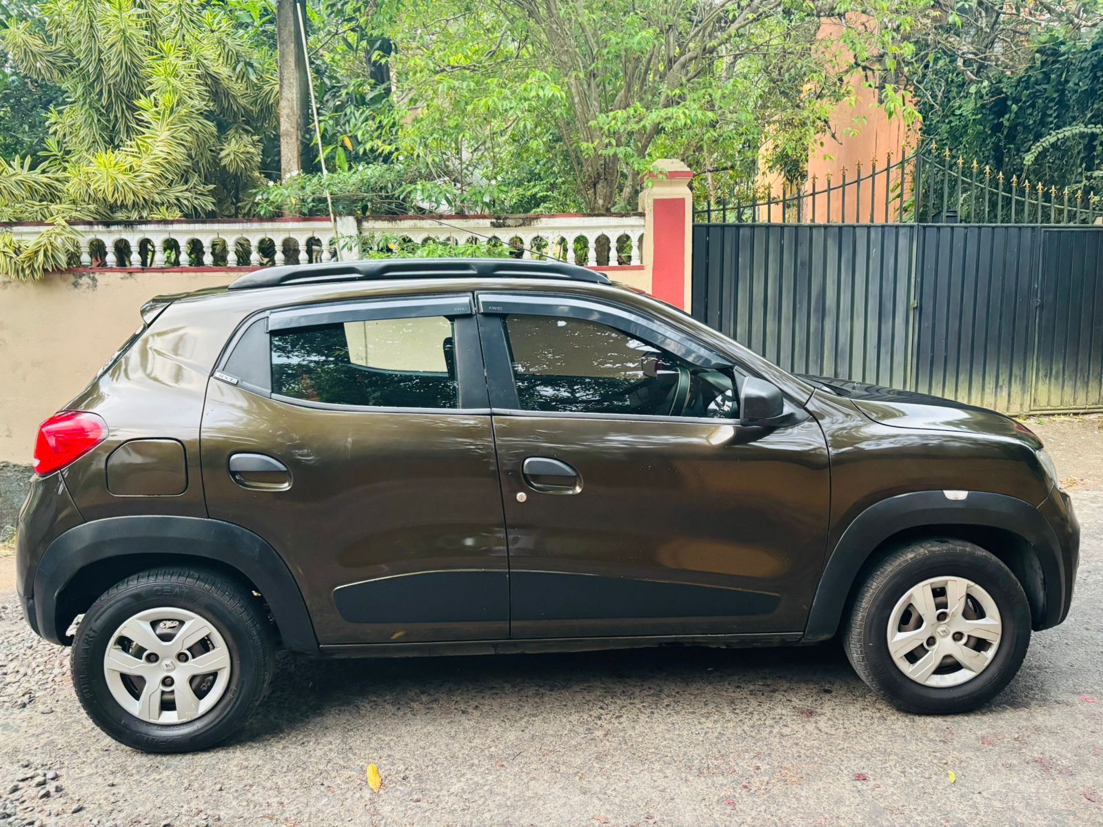 Advertisement image 6