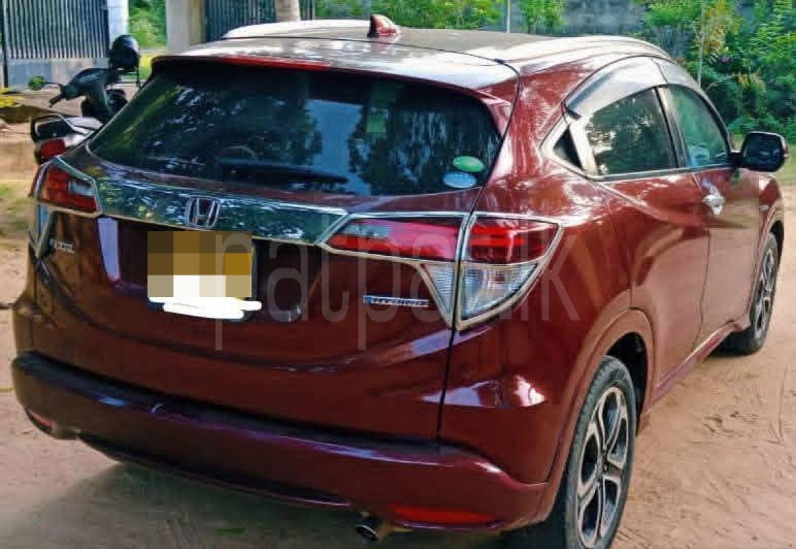 Honda Vezel 2017 - பயன்படுத்தப்பட்டது SUV sale in Sri Lanka - patpat.lk
