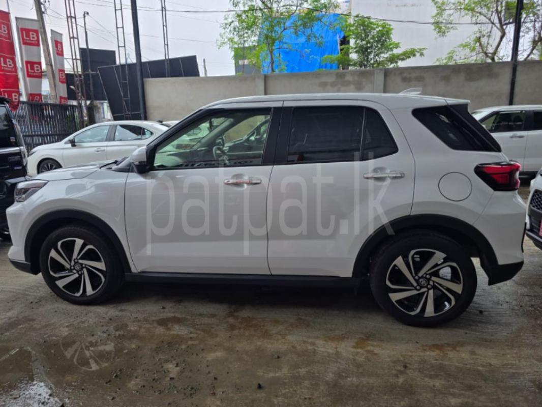 Advertisement image 5