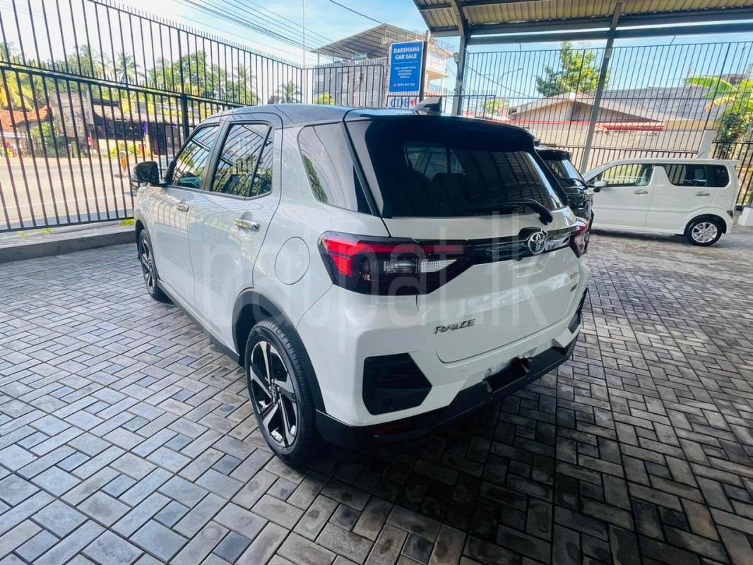 Advertisement image 5