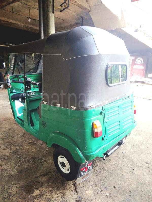 Bajaj 4 stroke 2009 - Used Three wheeler sale in Sri Lanka - patpat.lk