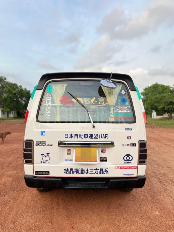 Nissan Caravan 1989 - භාවිතා කරන ලද වෑන් රථය sale in Sri Lanka - patpat.lk